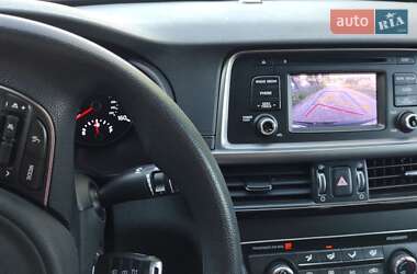 Седан Kia Optima 2016 в Ровно