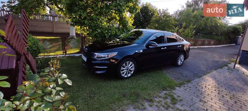 Седан Kia Optima 2016 в Ровно