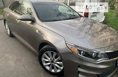 Седан Kia Optima 2016 в Києві