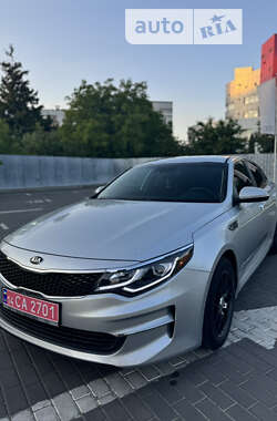 Седан Kia Optima 2019 в 