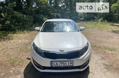 Седан Kia Optima 2012 в Смеле