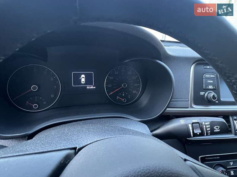 Седан Kia Optima 2016 в Полтаве