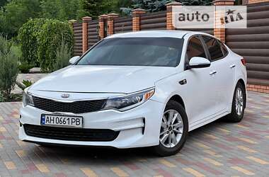 Седан Kia Optima 2016 в Днепре