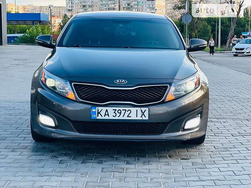 Седан Kia Optima 2013 в Полтаве