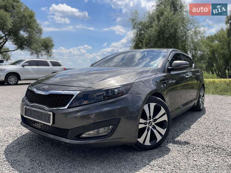 Седан Kia Optima 2012 в Умани