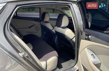 Седан Kia Optima 2012 в Умани