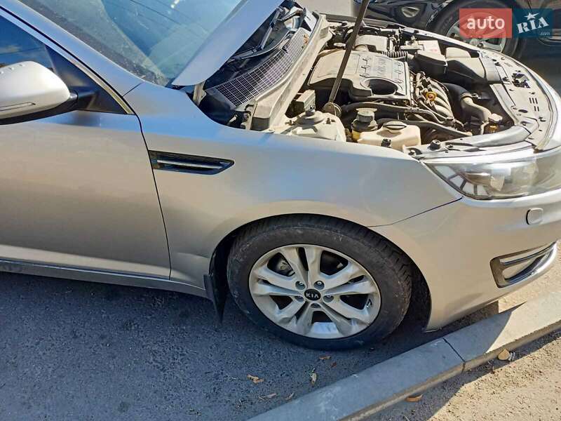 Седан Kia Optima 2011 в Одессе