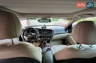 Седан Kia Optima 2013 в Днепре