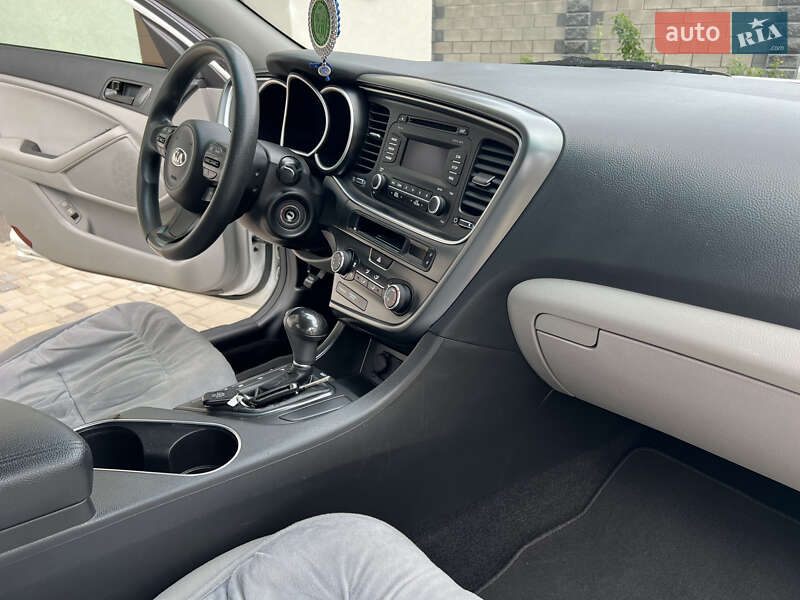 Седан Kia Optima 2014 в Луцьку