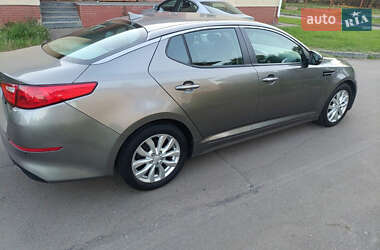 Седан Kia Optima 2014 в Житомире