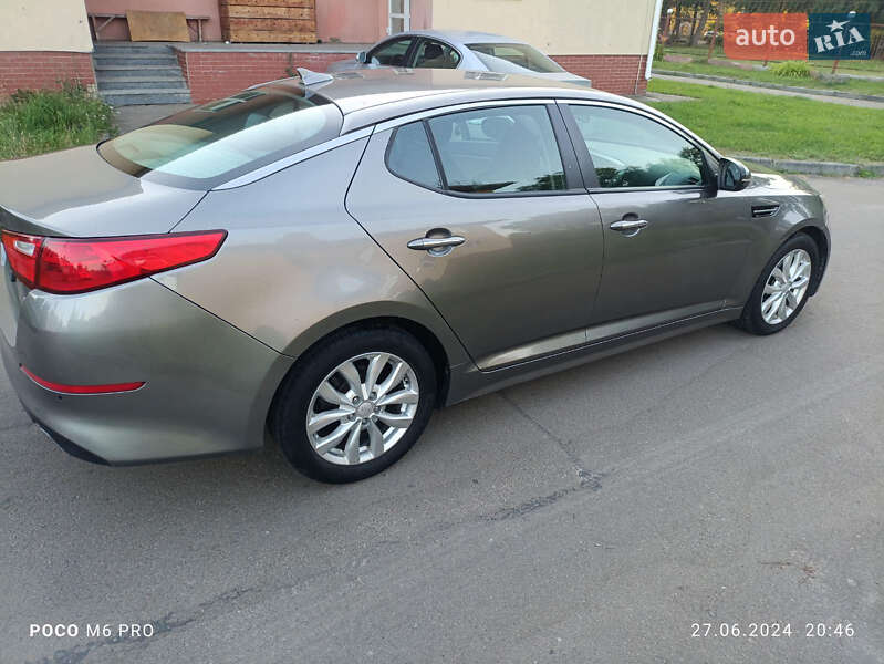 Седан Kia Optima 2014 в Житомире