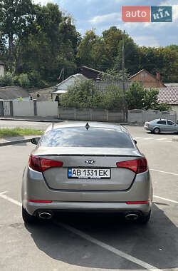 Седан Kia Optima 2013 в Виннице