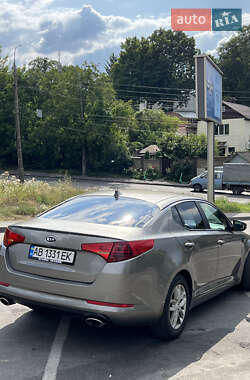 Седан Kia Optima 2013 в Виннице