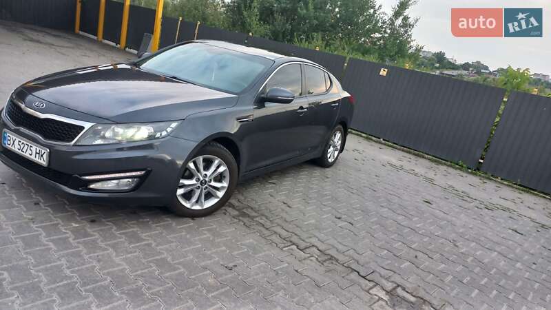 Седан Kia Optima 2012 в Хмельницком