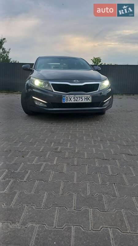 Седан Kia Optima 2012 в Хмельницком