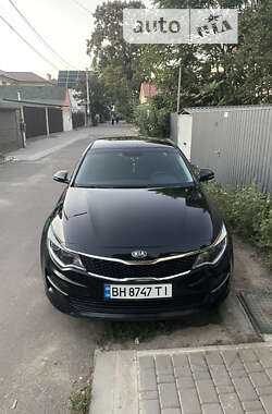 Седан Kia Optima 2016 в Одессе