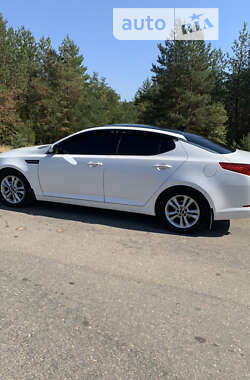 Седан Kia Optima 2011 в Харкові