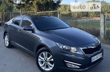 Седан Kia Optima 2012 в Киеве