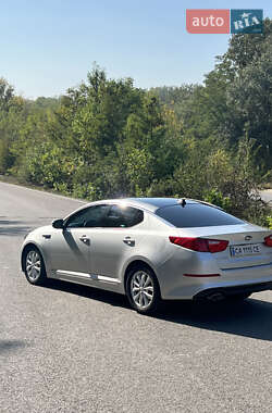 Седан Kia Optima 2014 в 