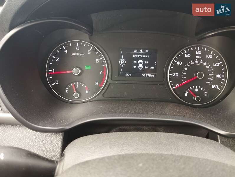 Седан Kia Optima 2016 в Горе