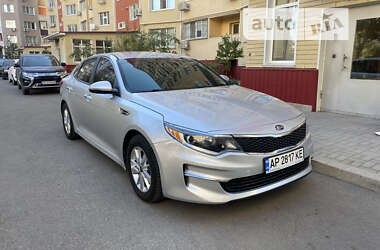 Седан Kia Optima 2017 в Запорожье