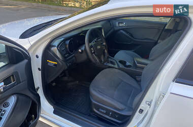 Седан Kia Optima 2013 в Києві