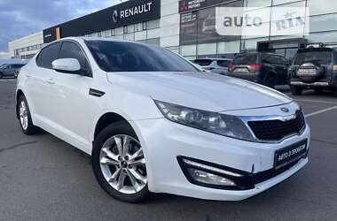 Седан Kia Optima 2011 в Києві