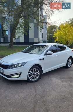 Седан Kia Optima 2011 в Житомирі