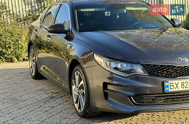Седан Kia Optima 2017 в 