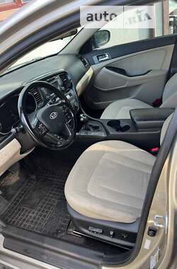 Седан Kia Optima 2012 в Житомирі