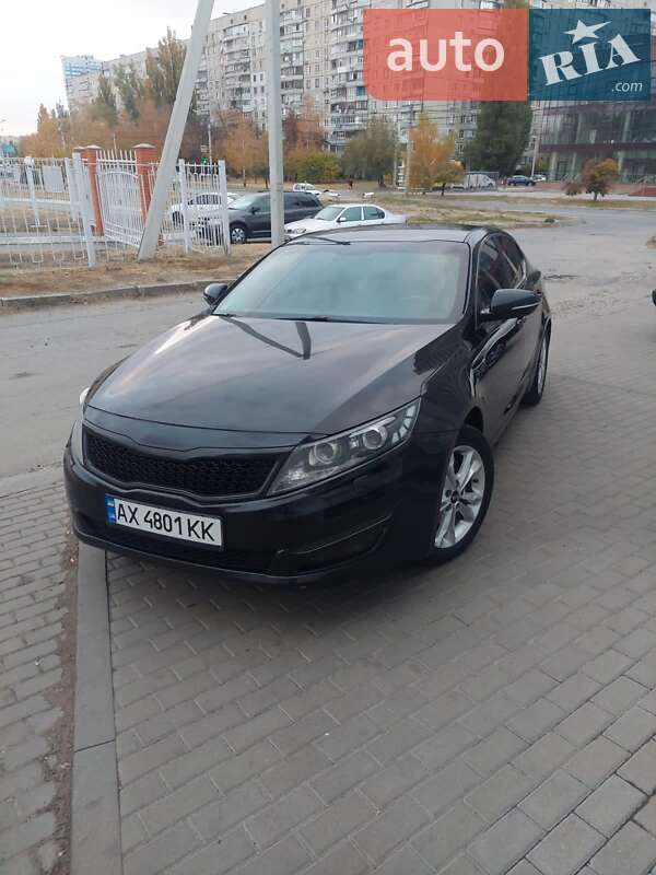 Седан Kia Optima 2012 в Харькове