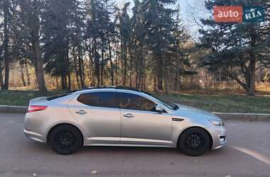 Седан Kia Optima 2012 в Житомире