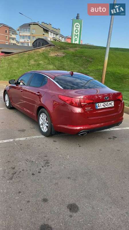 Седан Kia Optima 2012 в Киеве
