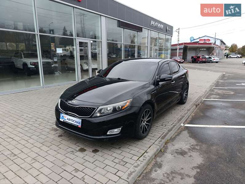 Седан Kia Optima 2015 в Полтаве