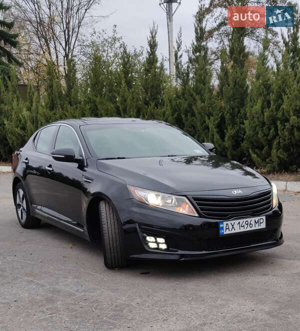 Седан Kia Optima 2012 в Харькове