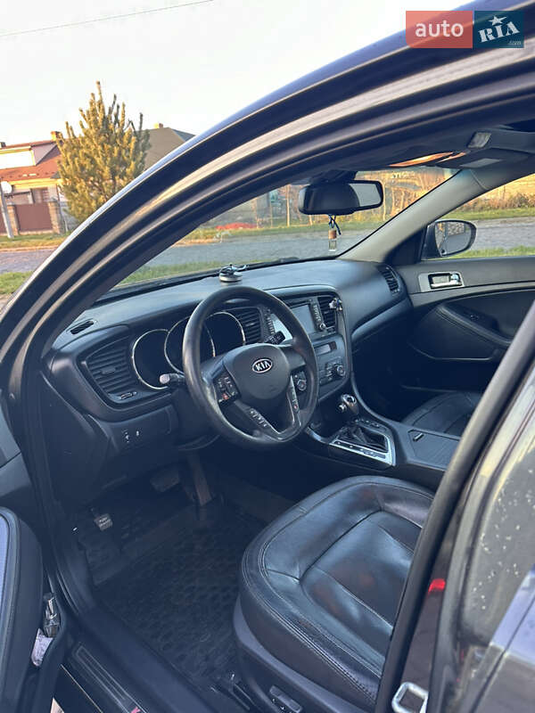 Седан Kia Optima 2012 в Полтаві