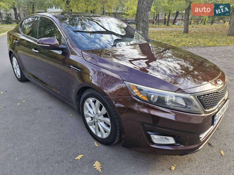 Седан Kia Optima 2014 в Запоріжжі