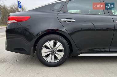 Седан Kia Optima 2016 в Львові