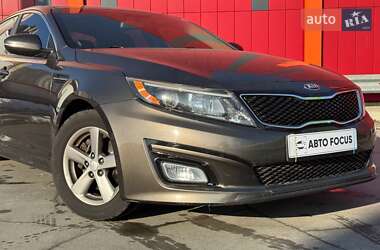 Седан Kia Optima 2014 в Киеве