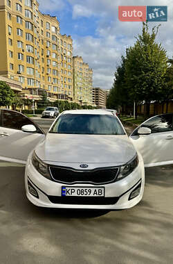 Седан Kia Optima 2015 в Києві