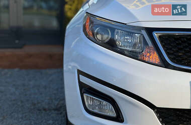 Седан Kia Optima 2014 в Львове