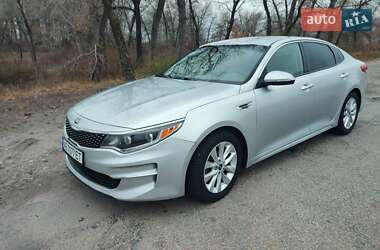 Седан Kia Optima 2016 в Каменском