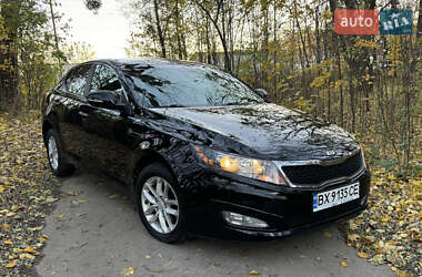 Седан Kia Optima 2013 в 