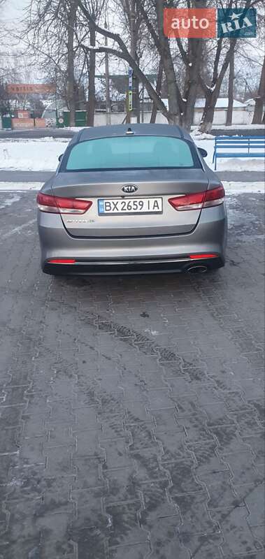 Седан Kia Optima 2016 в Хмельницькому