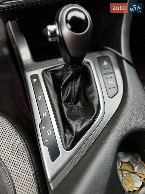 Седан Kia Optima 2011 в Миргороді