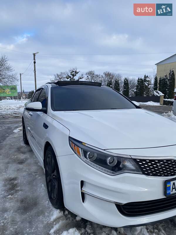 Седан Kia Optima 2016 в Виннице