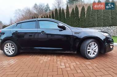 Седан Kia Optima 2011 в Киеве