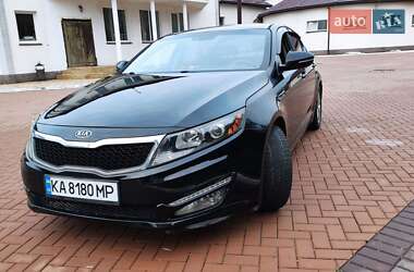 Седан Kia Optima 2011 в Киеве