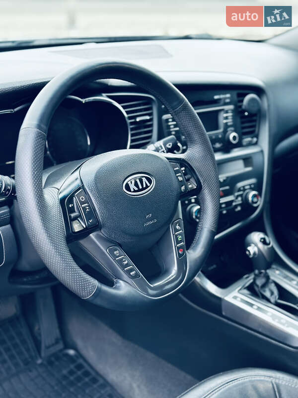 Седан Kia Optima 2011 в Краматорську