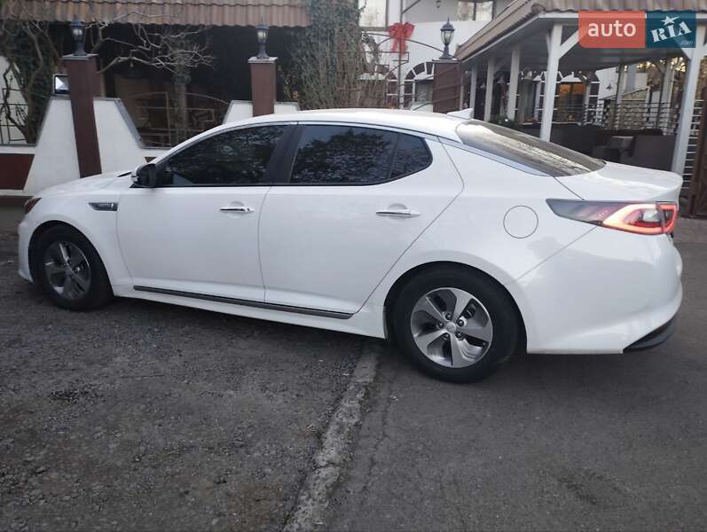 Седан Kia Optima 2014 в Одессе